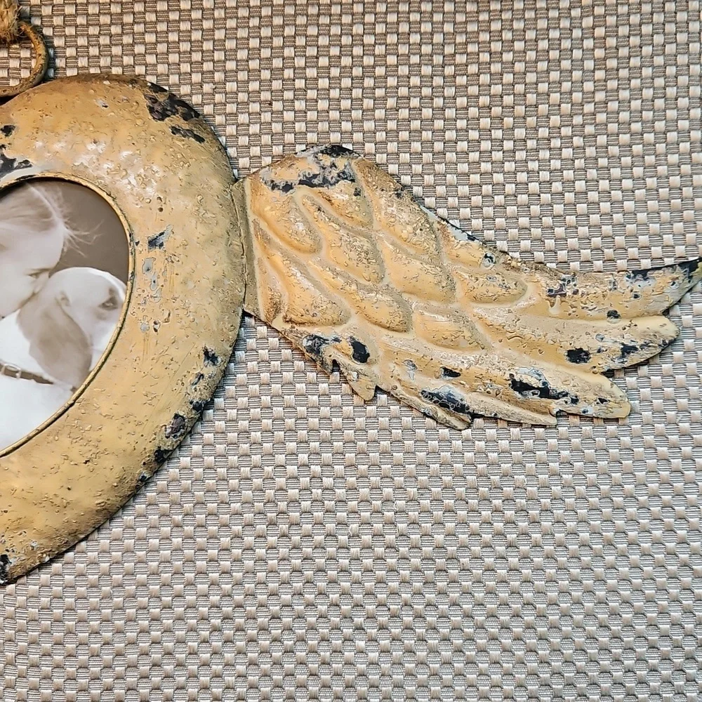 Vintage style angel
